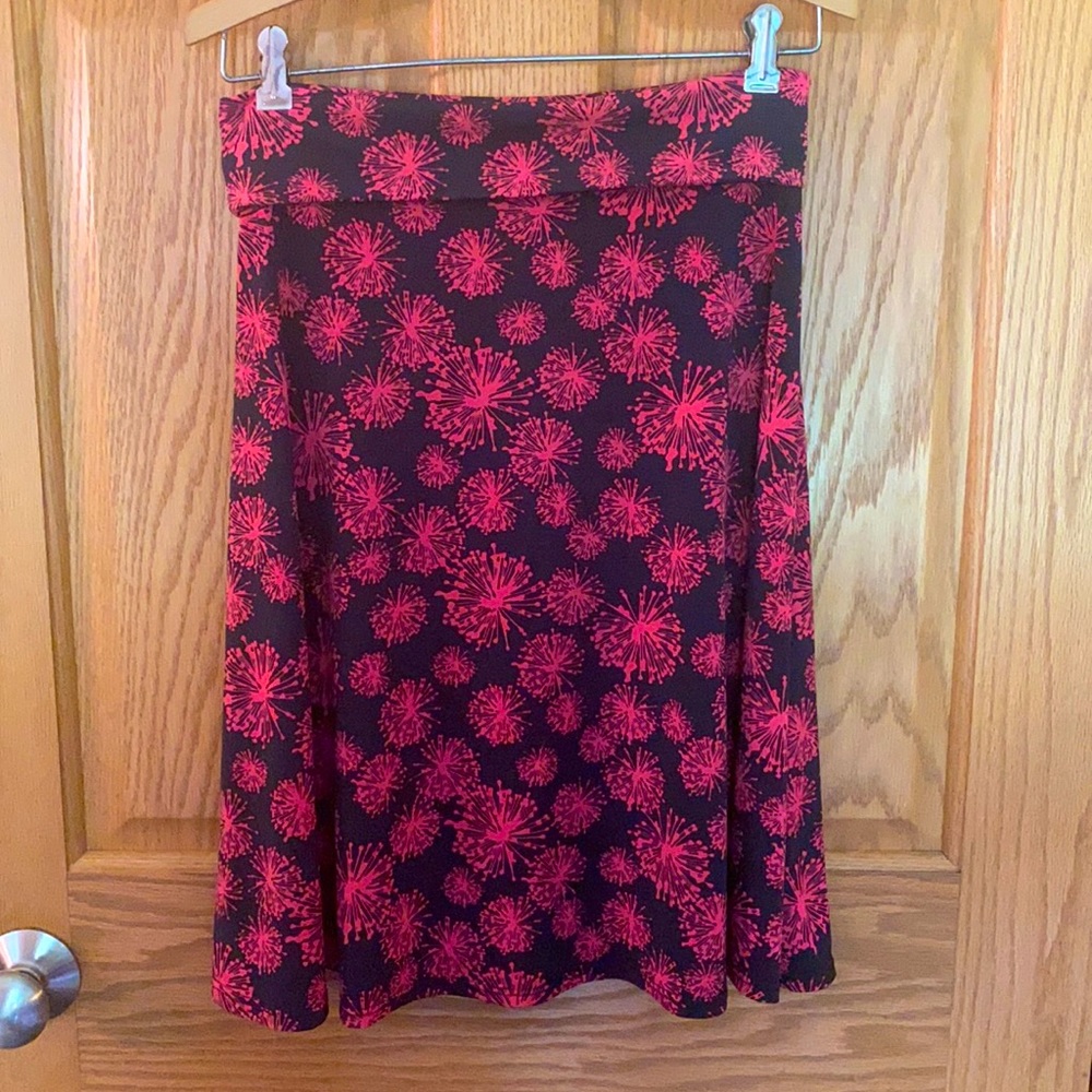 LulaRoe Azure black and dark pink/burgundy skirt